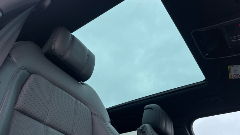 Land Rover Range Rover Sport 2.0 P400e HSE Dynamic Black 5dr Auto Estate